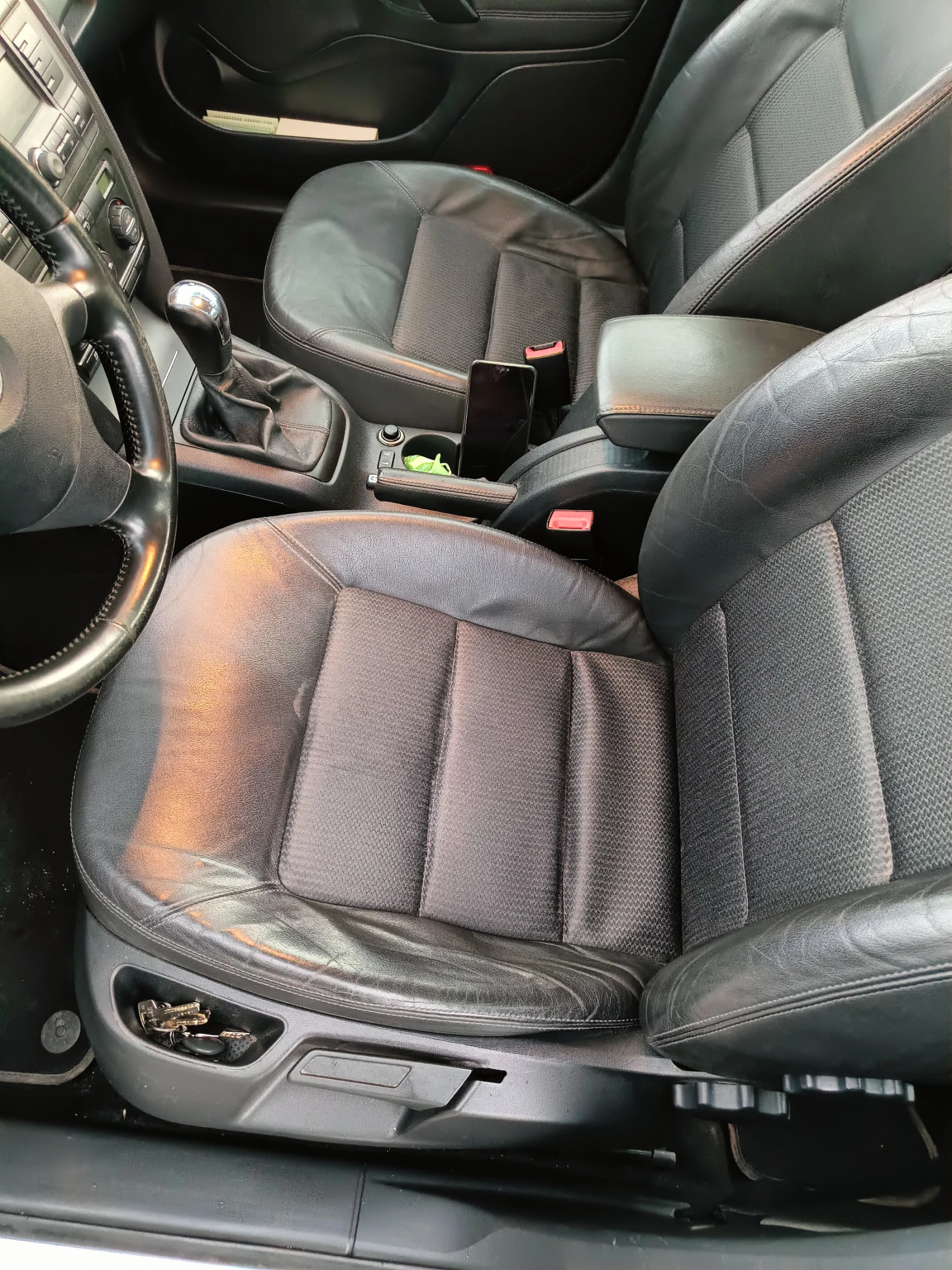 Skoda Octavia 1.9 TDI, снимка 15 - Автомобили и джипове - 54195170