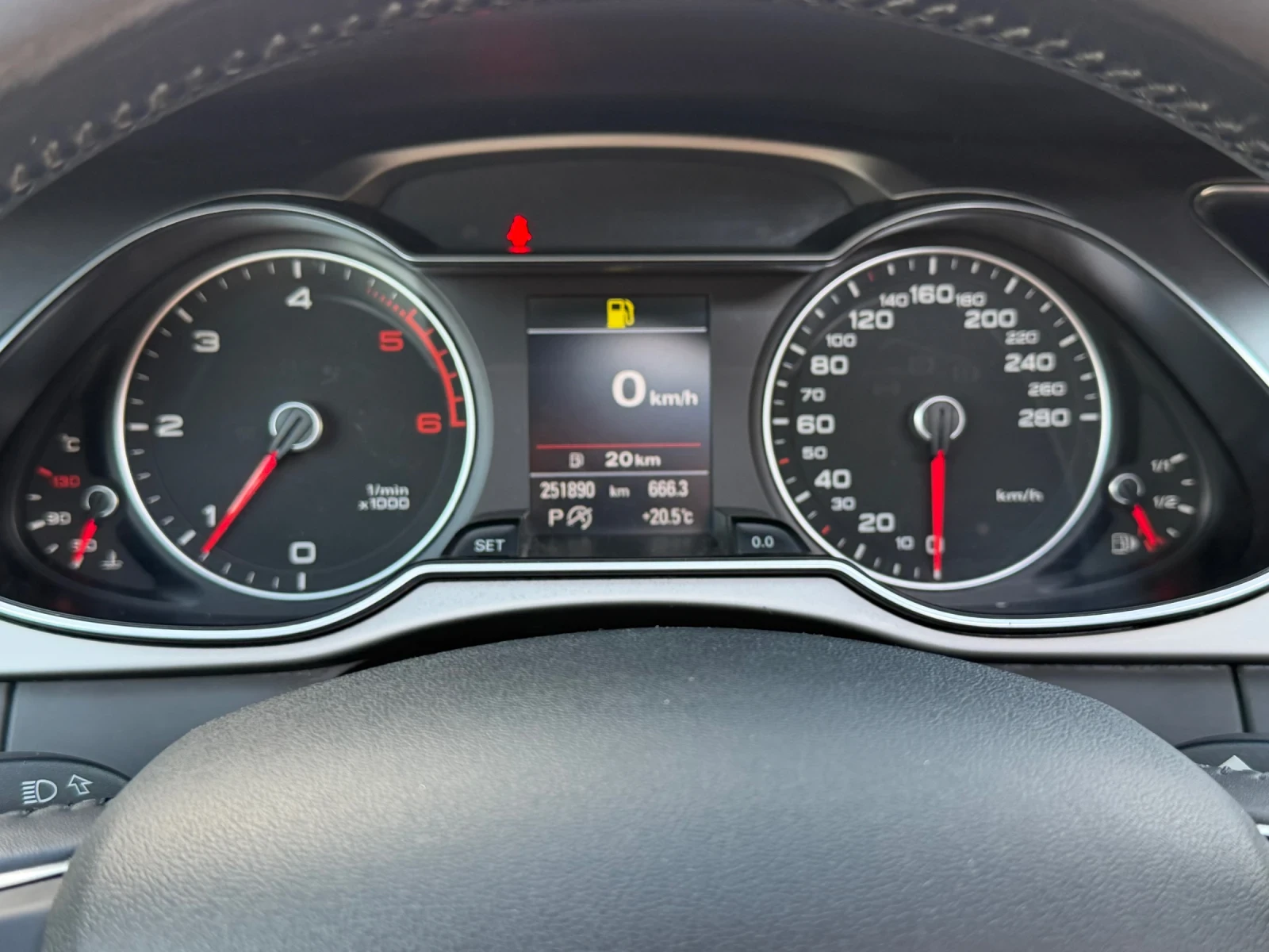 Audi A4 Allroad Panorama , снимка 9 - Автомобили и джипове - 54392180