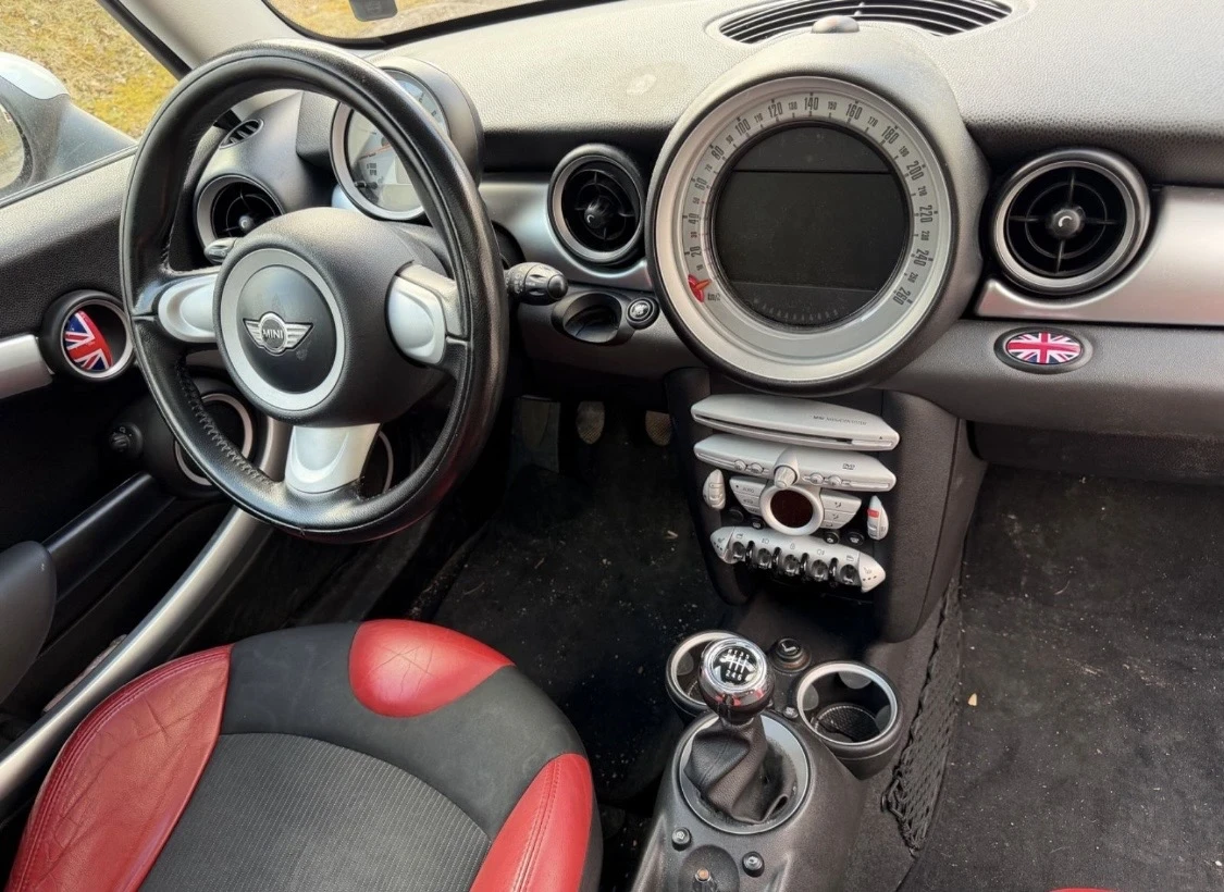 Mini Clubman 1.6, снимка 10 - Автомобили и джипове - 54546751