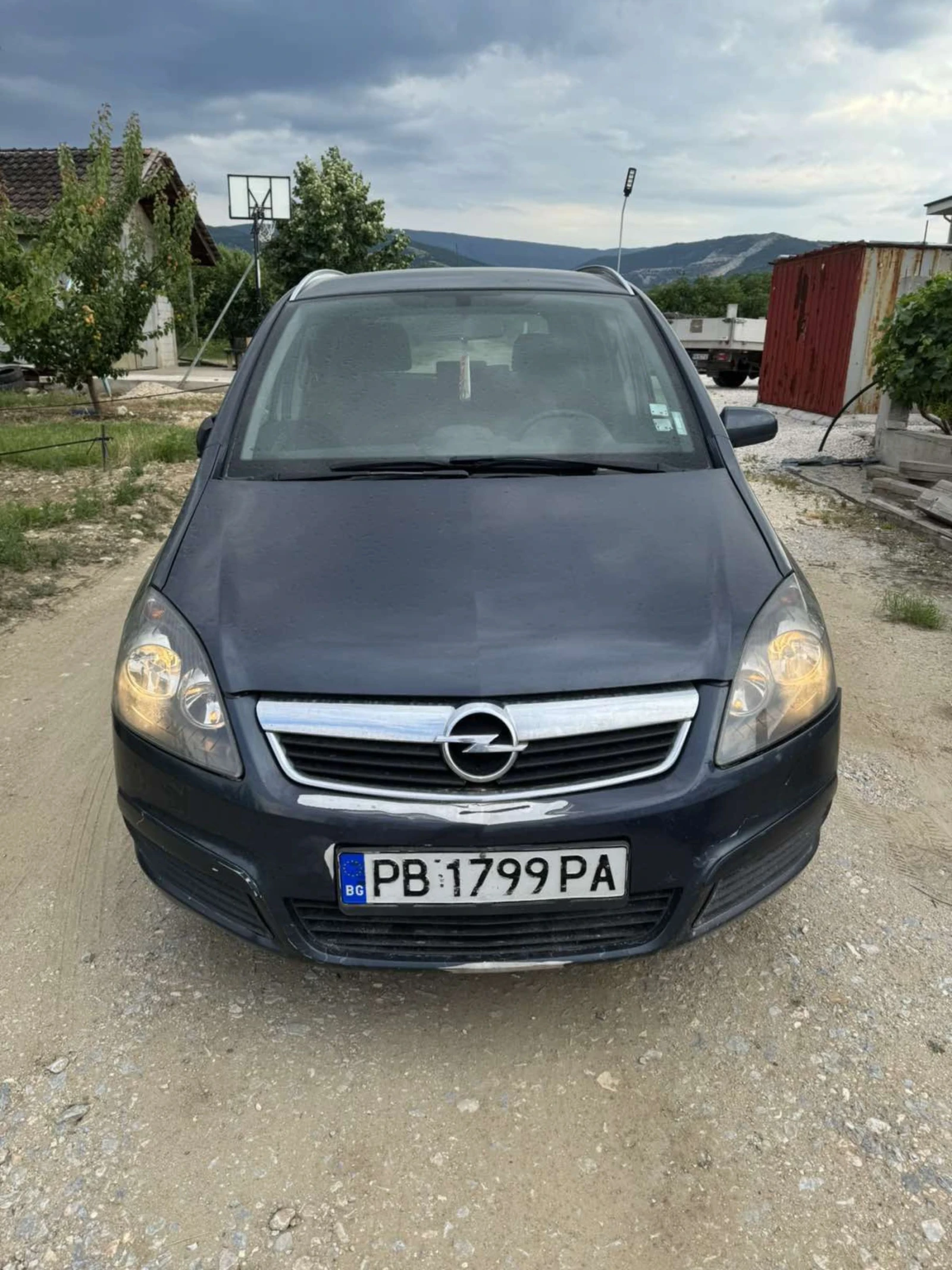 Opel Zafira