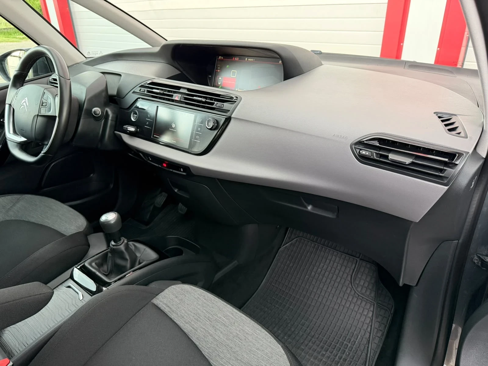 Citroen C4 Picasso 1.6HDI NAVI KAMERA 6-SPEED EVRO 6B ЛИЗИНГ!!!, снимка 14 - Автомобили и джипове - 55123619