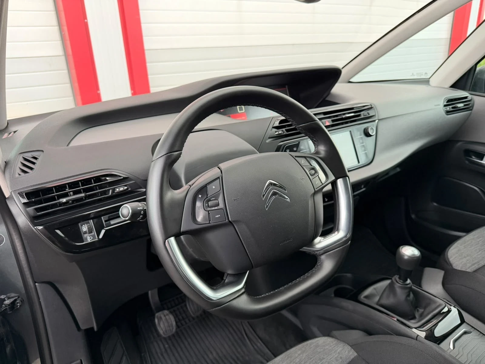Citroen C4 Picasso 1.6HDI NAVI KAMERA 6-SPEED EVRO 6B ЛИЗИНГ!!!, снимка 12 - Автомобили и джипове - 55123619