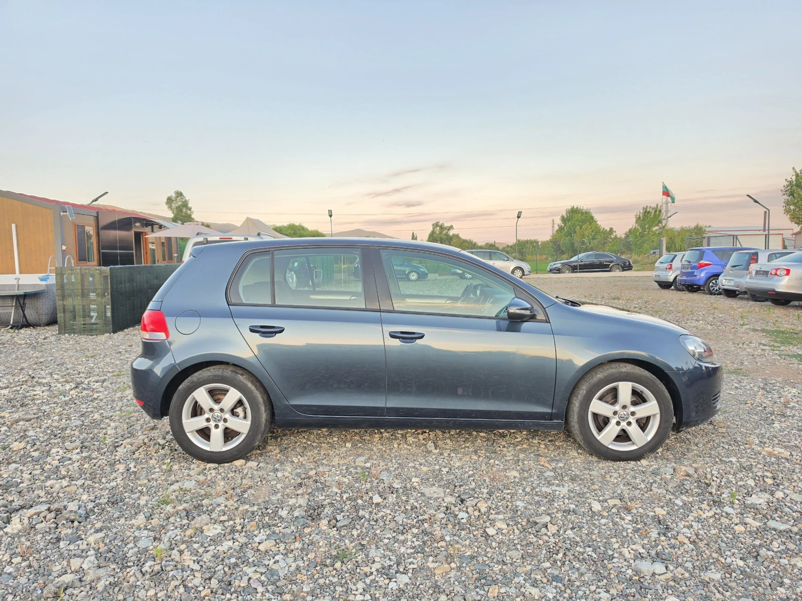 VW Golf 1.6TDI , снимка 7 - Автомобили и джипове - 55236389