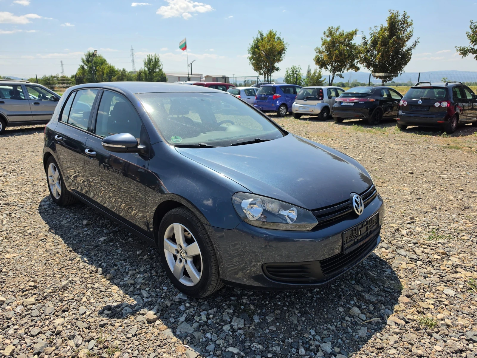 VW Golf 1.6TDI , снимка 8 - Автомобили и джипове - 55236389