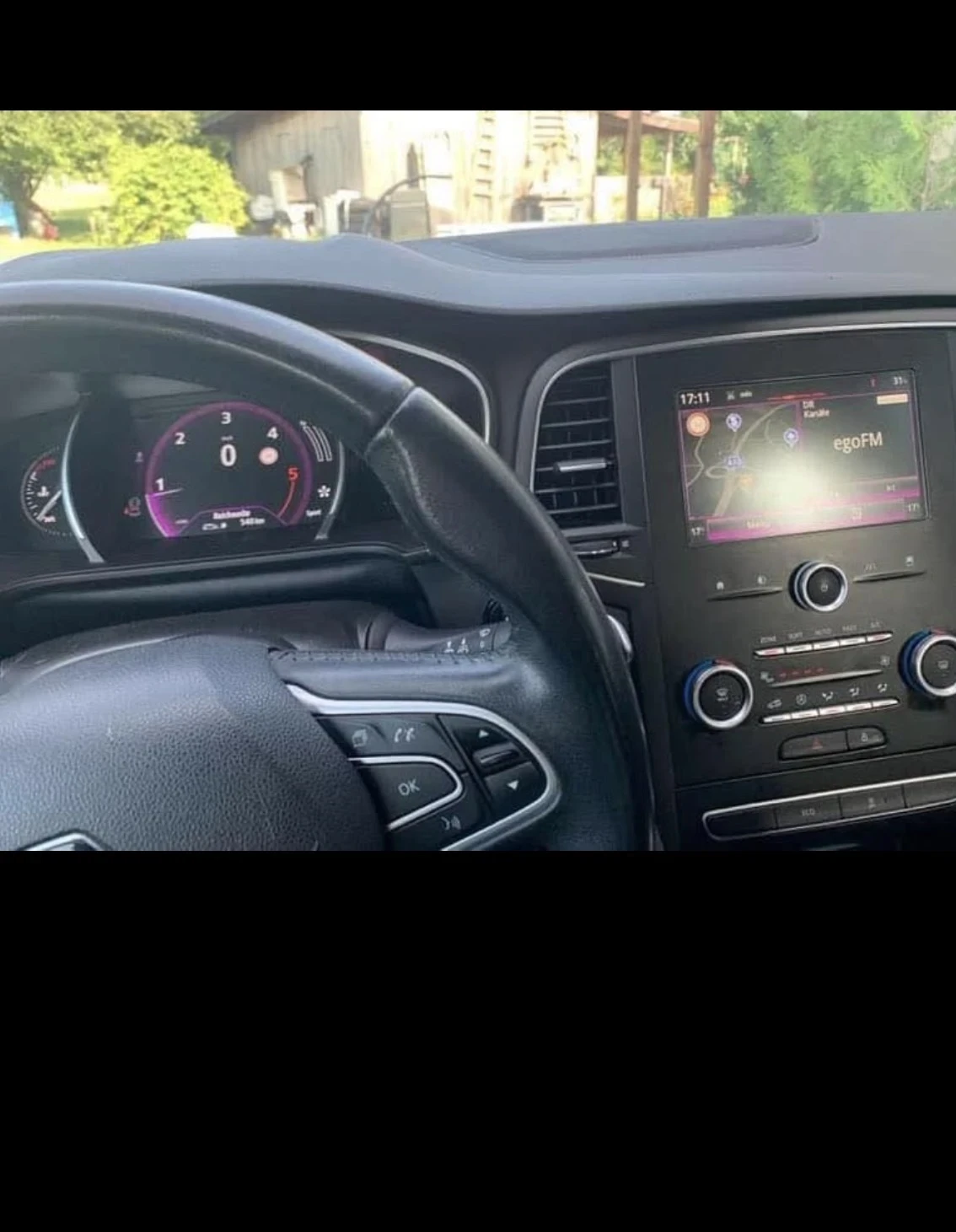 Renault Megane 1.5 dci, снимка 5 - Автомобили и джипове - 55728281