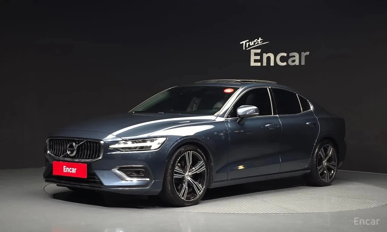 Volvo S60 T5 INSCRIPTION * DIS * ОБДУХ * HUD * 360 * PANO