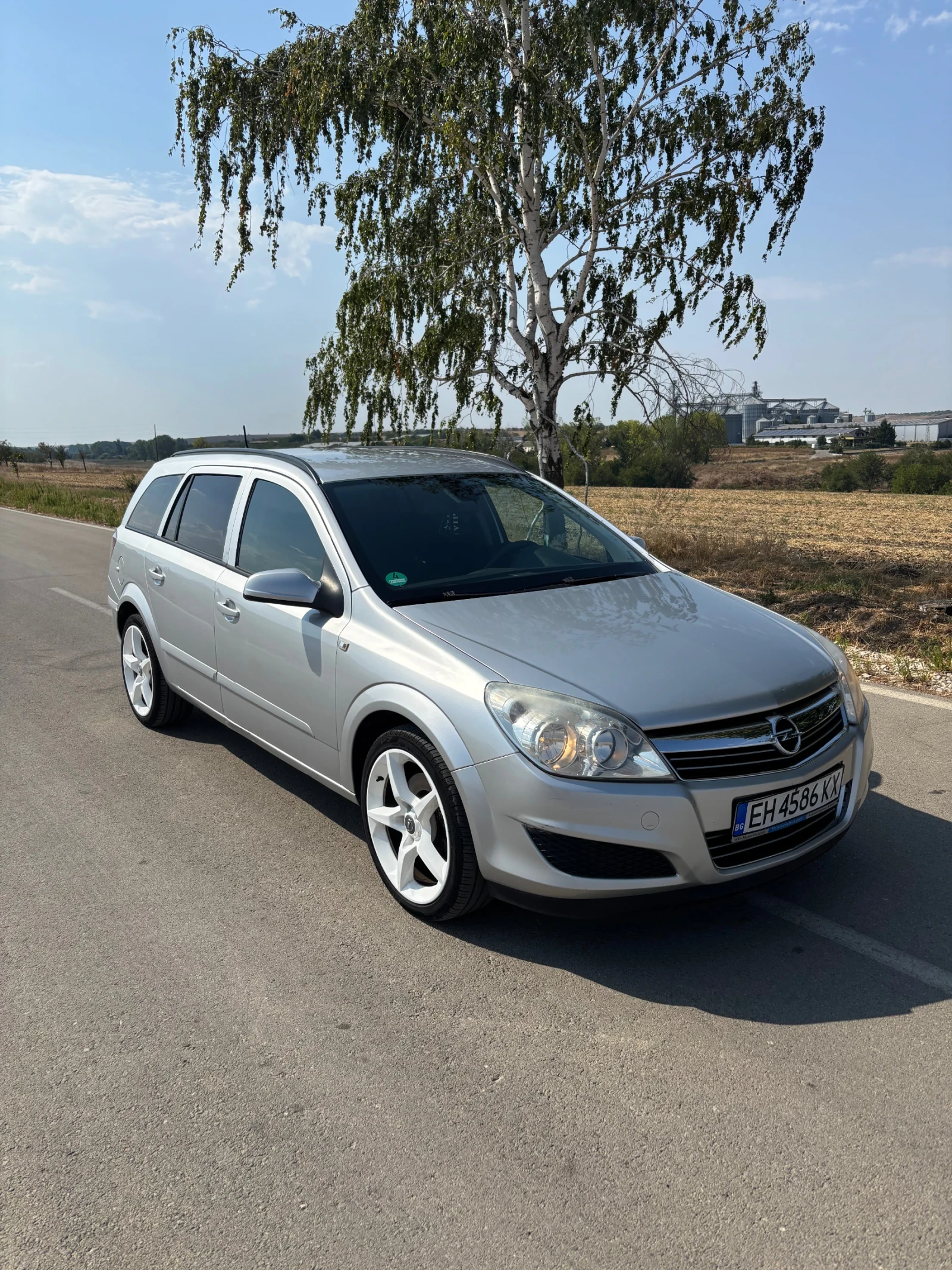 Opel Astra, снимка 2 - Автомобили и джипове - 55803449