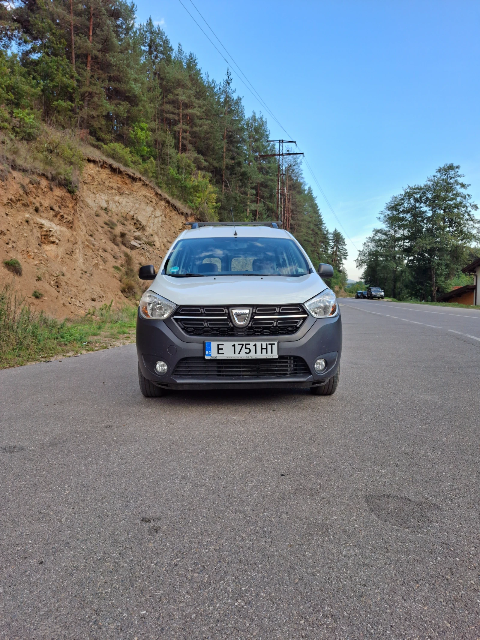 Dacia Dokker 1.6, снимка 3 - Автомобили и джипове - 56074134