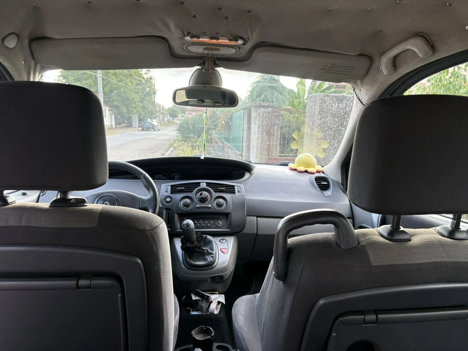 Renault Scenic, снимка 11 - Автомобили и джипове - 56088308