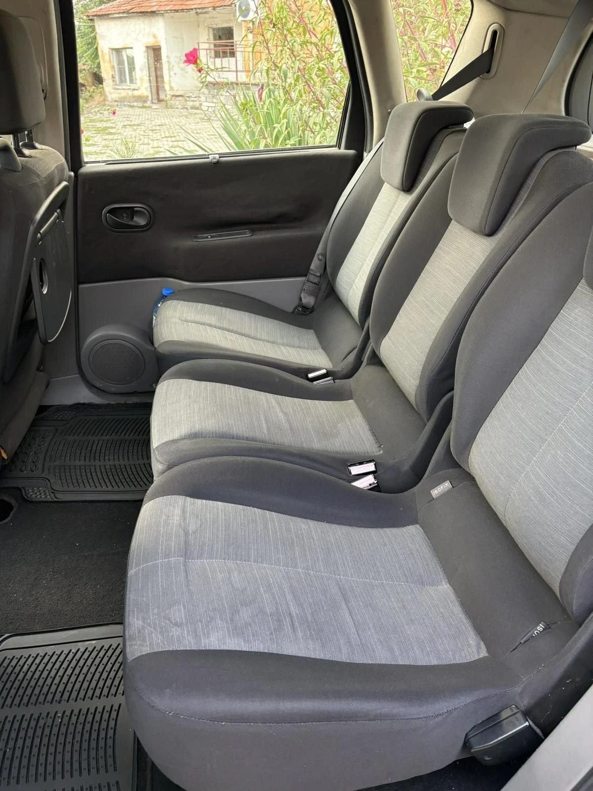 Renault Scenic, снимка 8 - Автомобили и джипове - 56088308