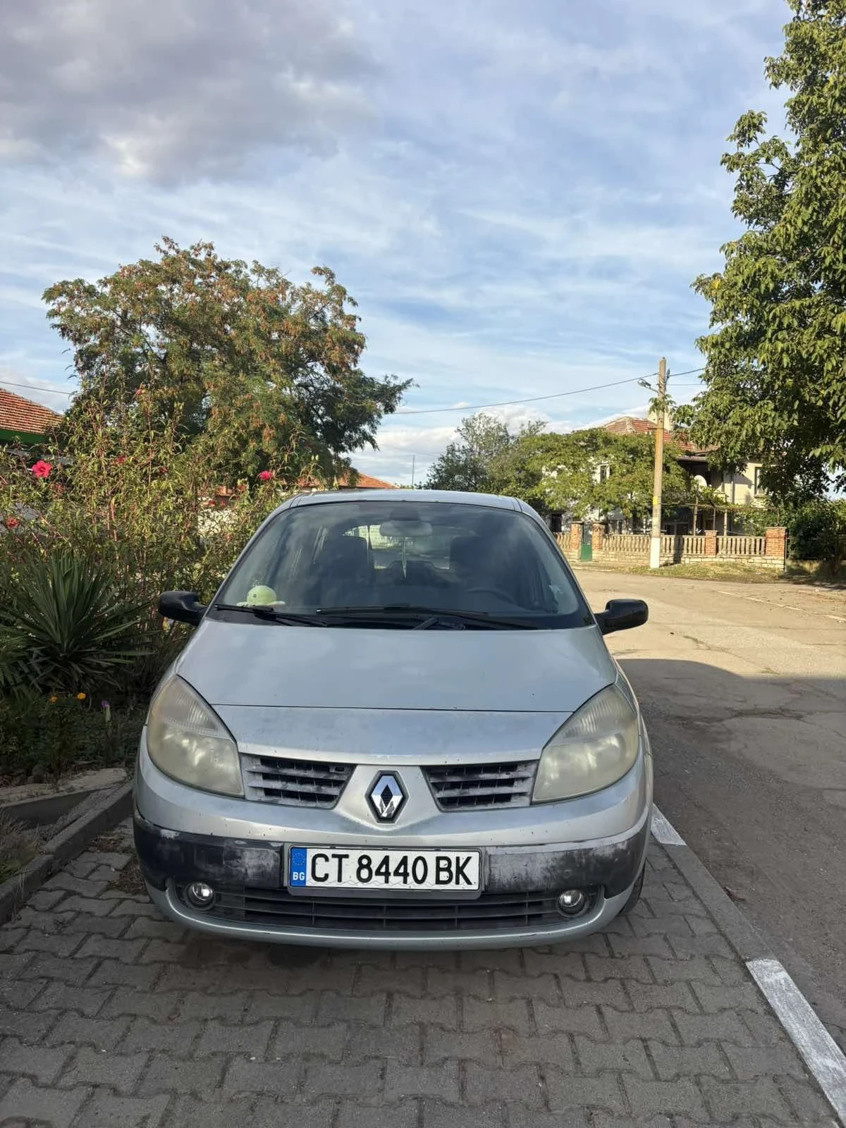 Renault Scenic, снимка 2 - Автомобили и джипове - 56088308