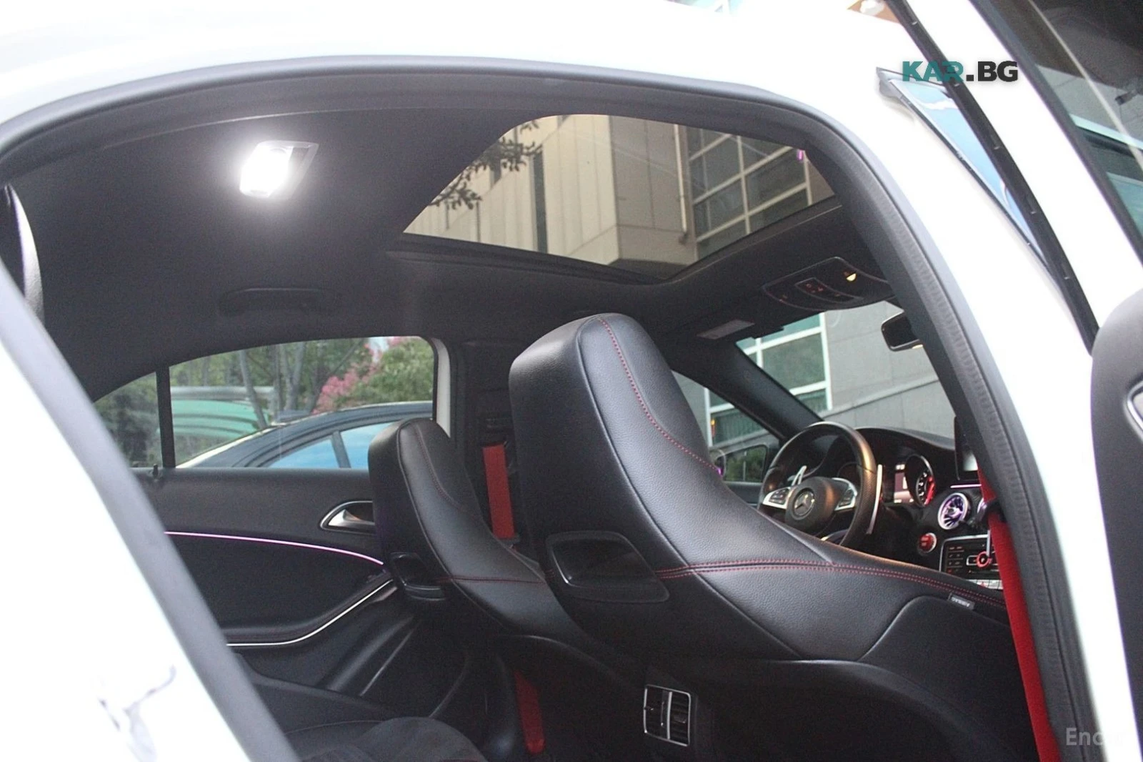 Mercedes-Benz A45 AMG 4МATIC* CARBON* HARMAN* ALCANTARA* КРАЙНА ЦЕНА, снимка 16 - Автомобили и джипове - 56105980