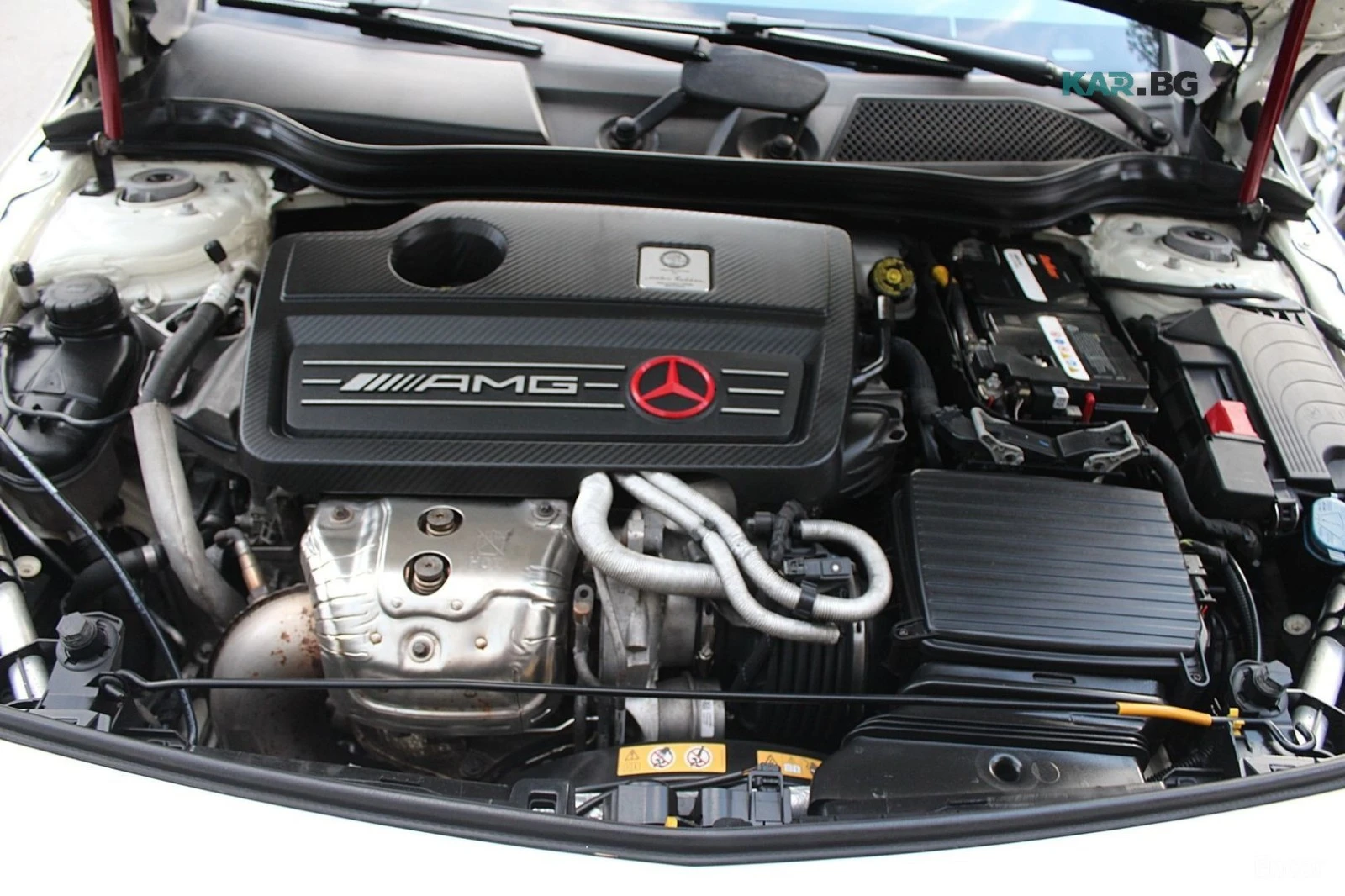Mercedes-Benz A45 AMG 4МATIC* CARBON* HARMAN* ALCANTARA* КРАЙНА ЦЕНА, снимка 17 - Автомобили и джипове - 56105980