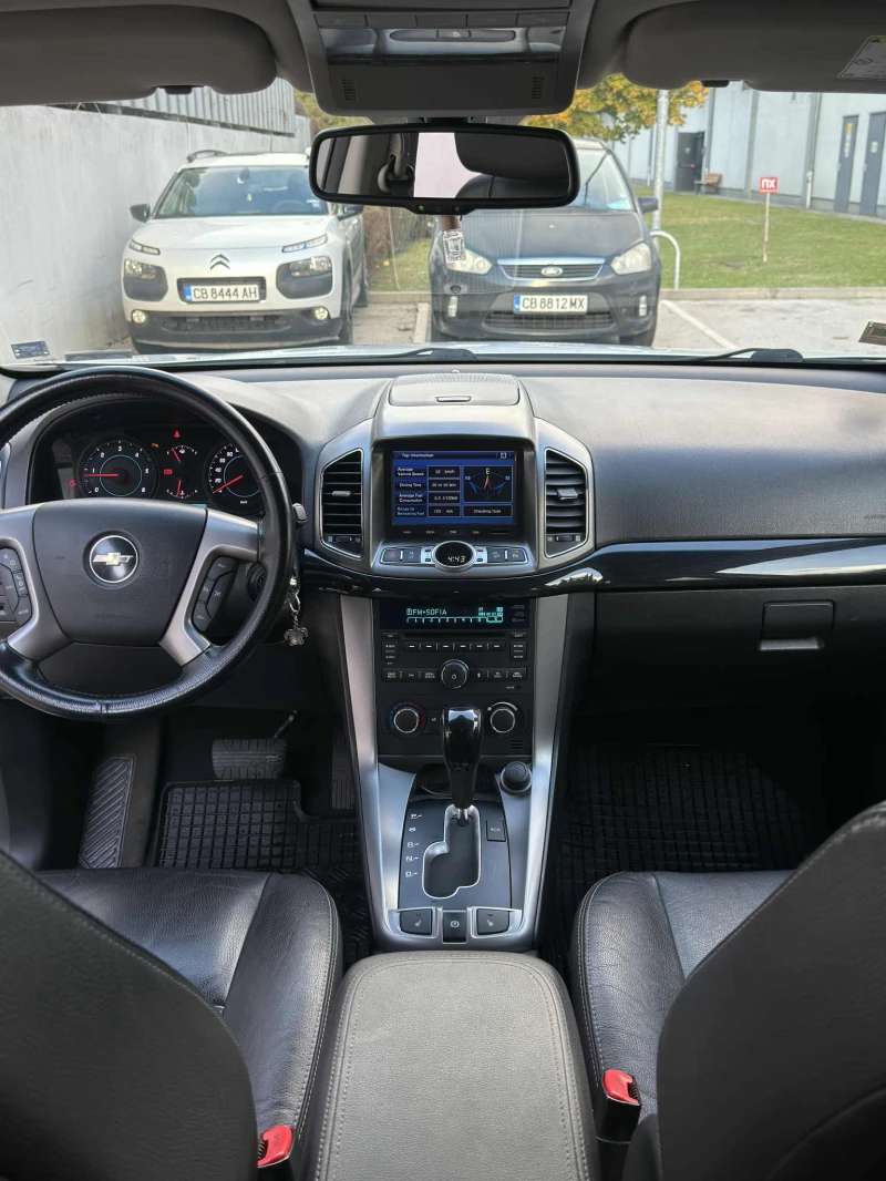 Chevrolet Captiva, снимка 9 - Автомобили и джипове - 52238863