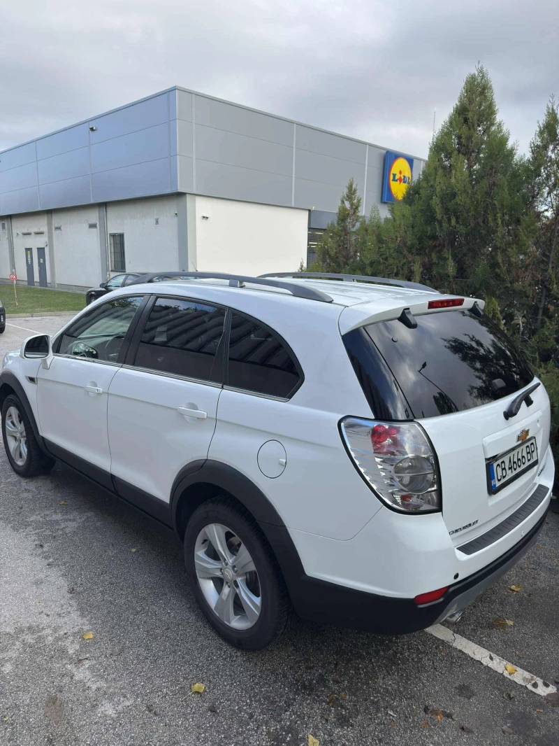 Chevrolet Captiva, снимка 5 - Автомобили и джипове - 52238863