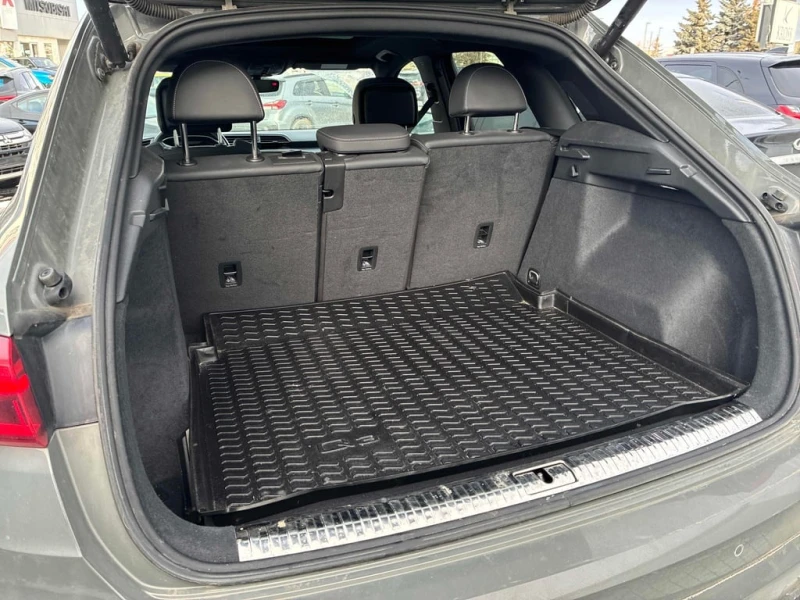 Audi Q3 * Technik * CARFAX * ЦЕНА ДО БГ, снимка 13 - Автомобили и джипове - 53192799