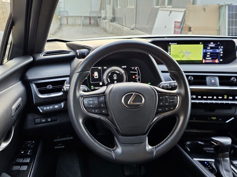 Lexus UX  UX 250h Luxury Premium, снимка 6 - Автомобили и джипове - 46379976