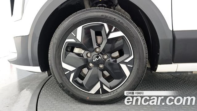 Kia Niro, снимка 5 - Автомобили и джипове - 56267253