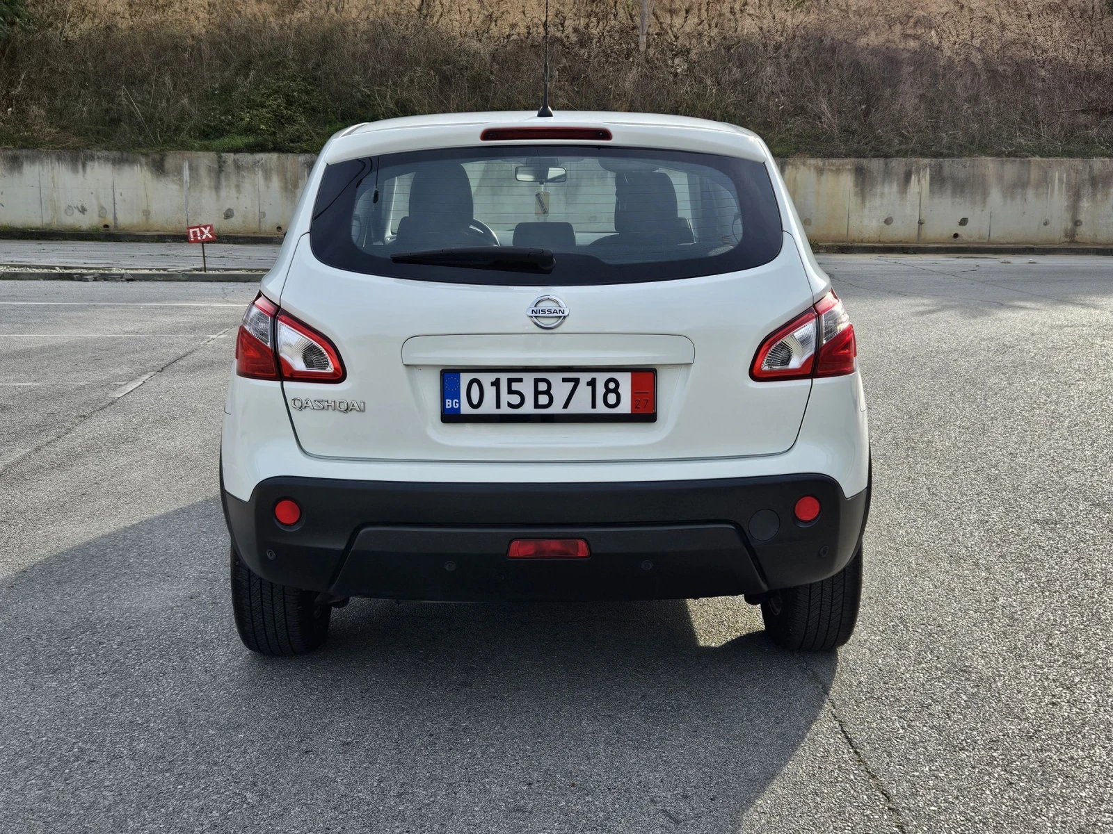 Nissan Qashqai 2.0 4х4 РЪЧКА - изображение 6