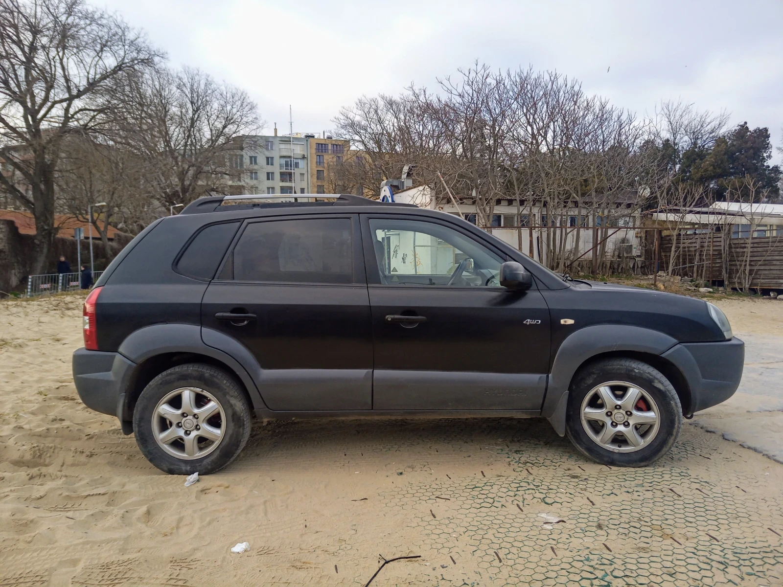 Hyundai Tucson CRDI/ 4х4 / 5л.-100 км./ FULL, снимка 5 - Автомобили и джипове - 53737391