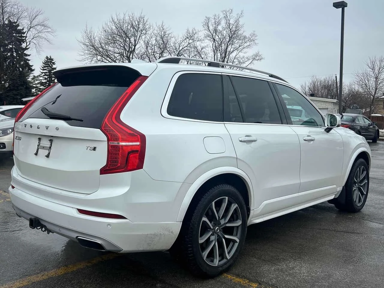 Volvo Xc90 * Momentum * 2 КЛЮЧА* ПОДГРЕВ* KEYLESS* , снимка 3 - Автомобили и джипове - 53752943