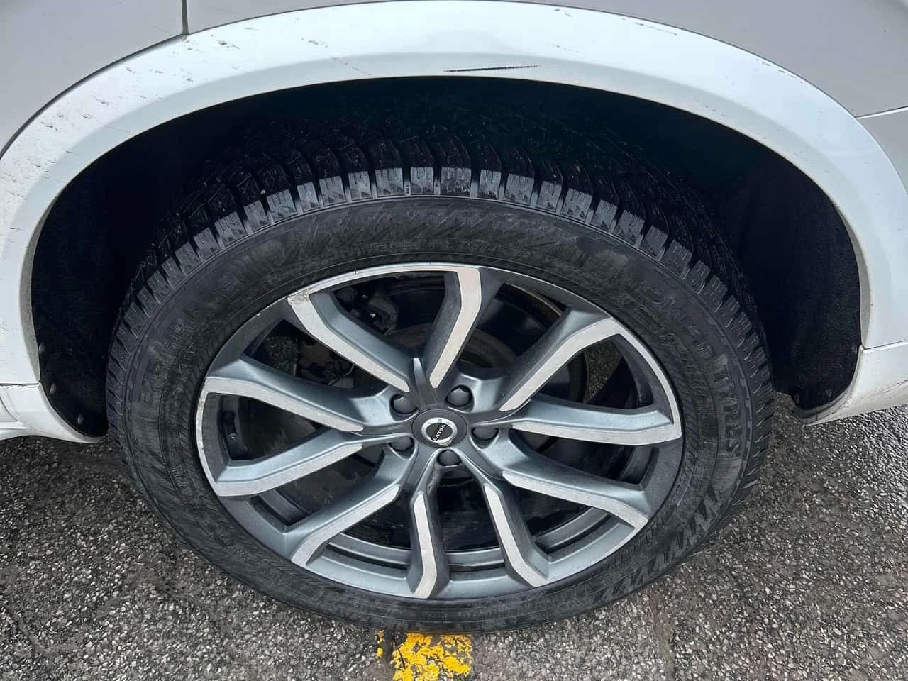 Volvo Xc90 * Momentum * 2 КЛЮЧА* ПОДГРЕВ* KEYLESS* , снимка 15 - Автомобили и джипове - 53752943