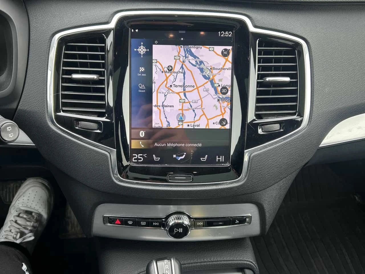 Volvo Xc90 * Momentum * 2 КЛЮЧА* ПОДГРЕВ* KEYLESS* , снимка 9 - Автомобили и джипове - 53752943