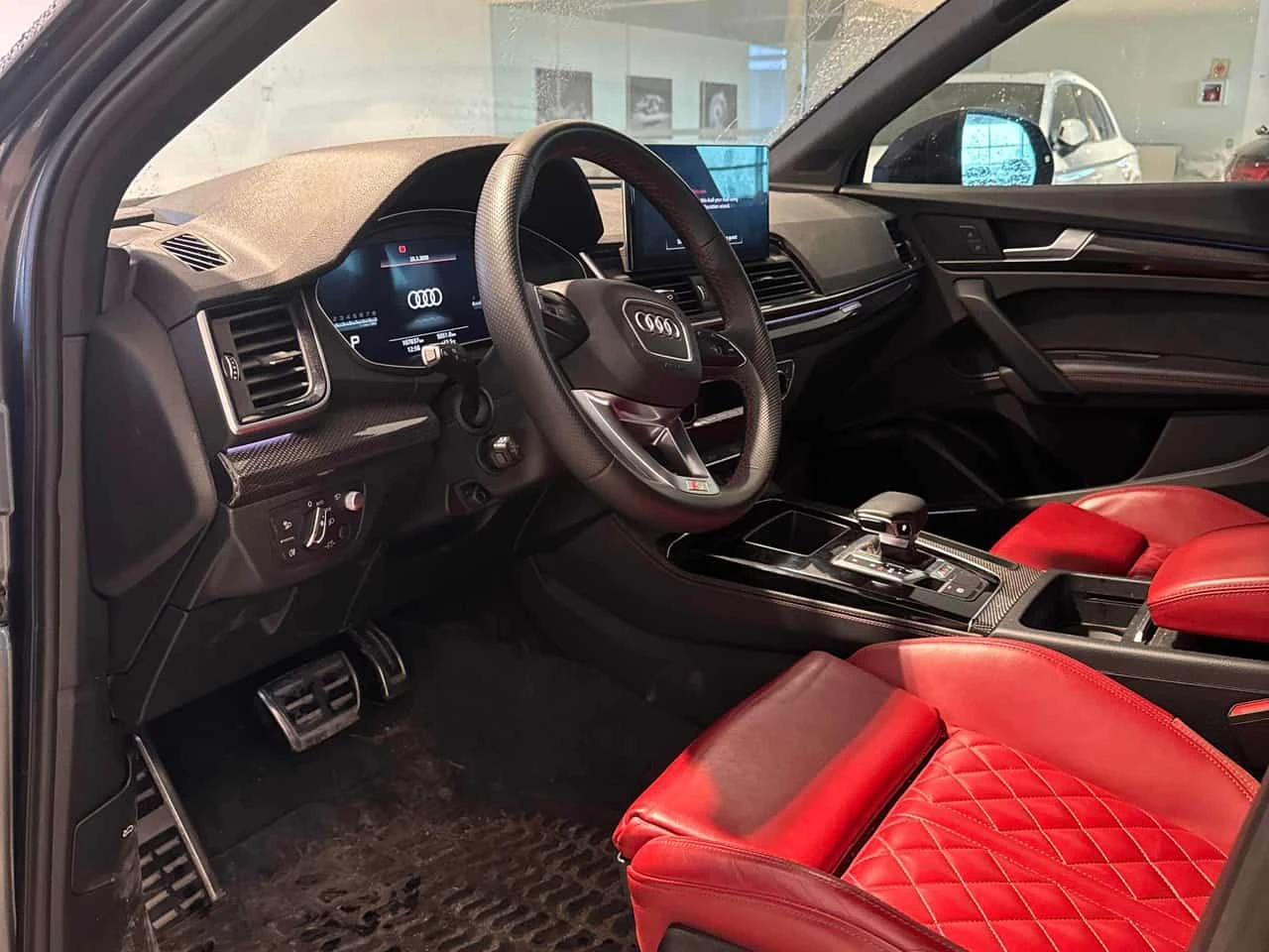 Audi SQ5 * Technik * MATRIX* DISTRONIC* BANG&OLUFSEN* , снимка 5 - Автомобили и джипове - 54002326