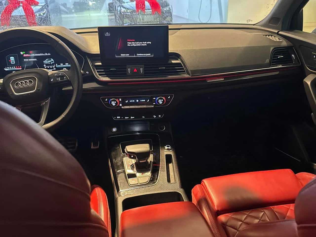 Audi SQ5 * Technik * MATRIX* DISTRONIC* BANG&OLUFSEN* , снимка 9 - Автомобили и джипове - 54002326