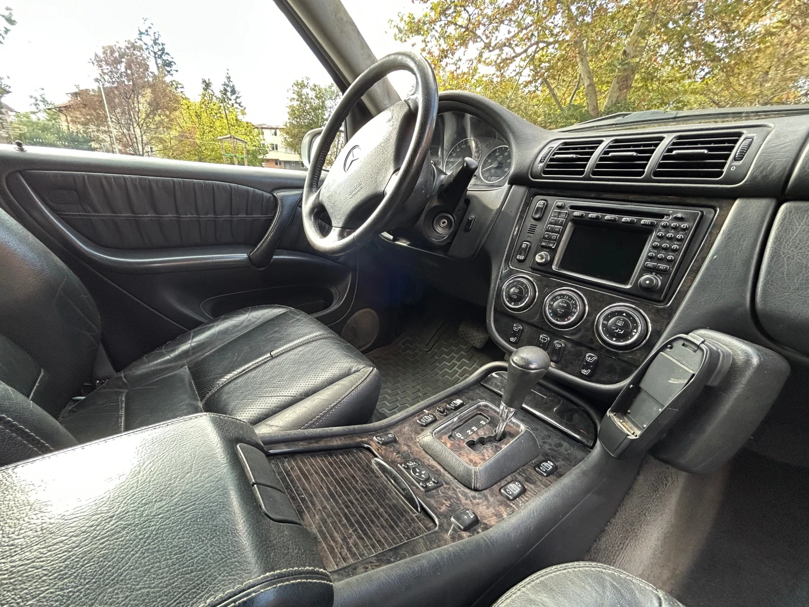 Mercedes-Benz ML 270, снимка 2 - Автомобили и джипове - 54166262