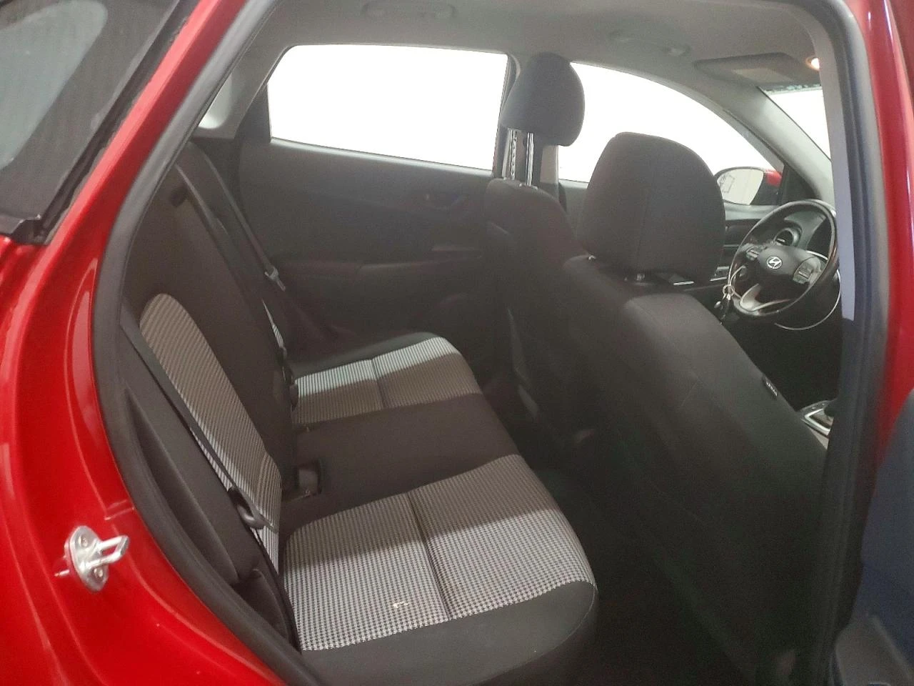 Hyundai Kona Preferred AWD, снимка 11 - Автомобили и джипове - 54569721