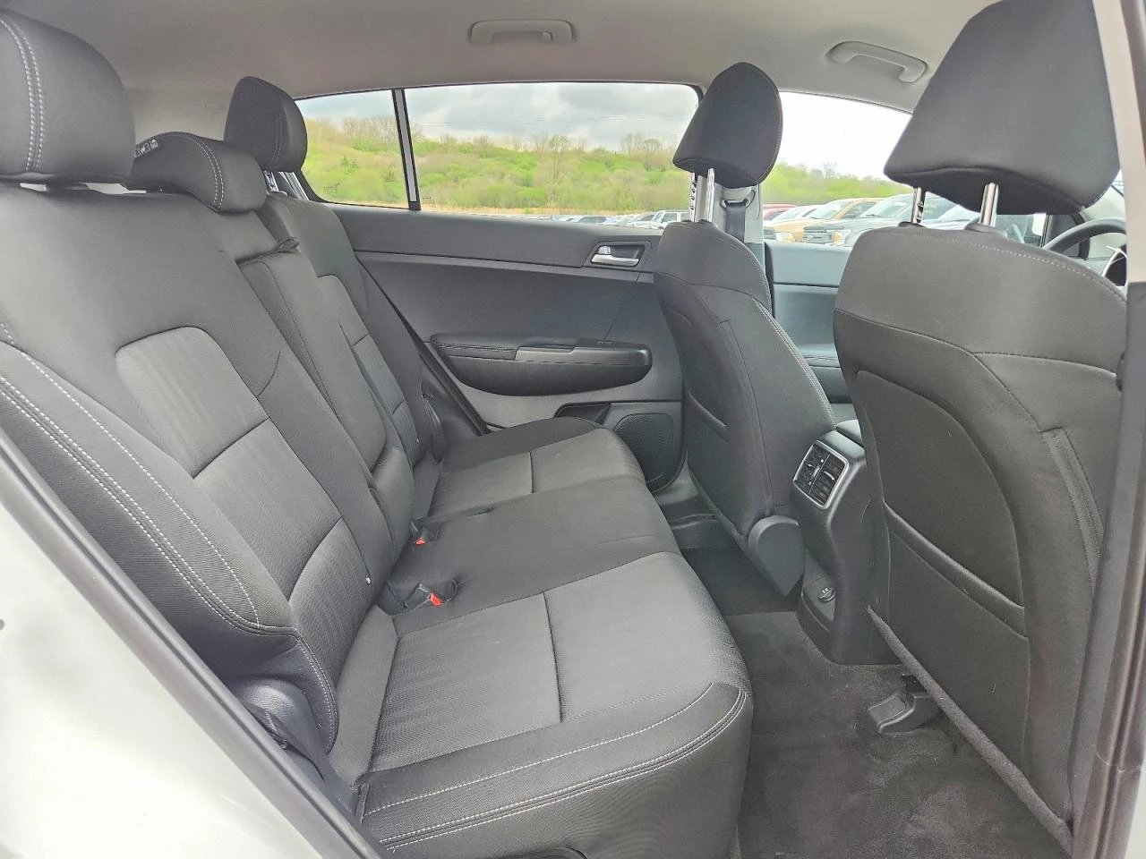 Kia Sportage 2.4l Lx, снимка 11 - Автомобили и джипове - 55074141