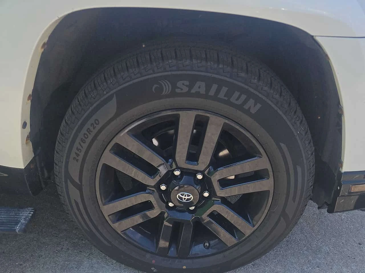 Toyota 4runner * 4WD * DISTRONIC* ОБДУХВАНЕ* , снимка 7 - Автомобили и джипове - 55539826