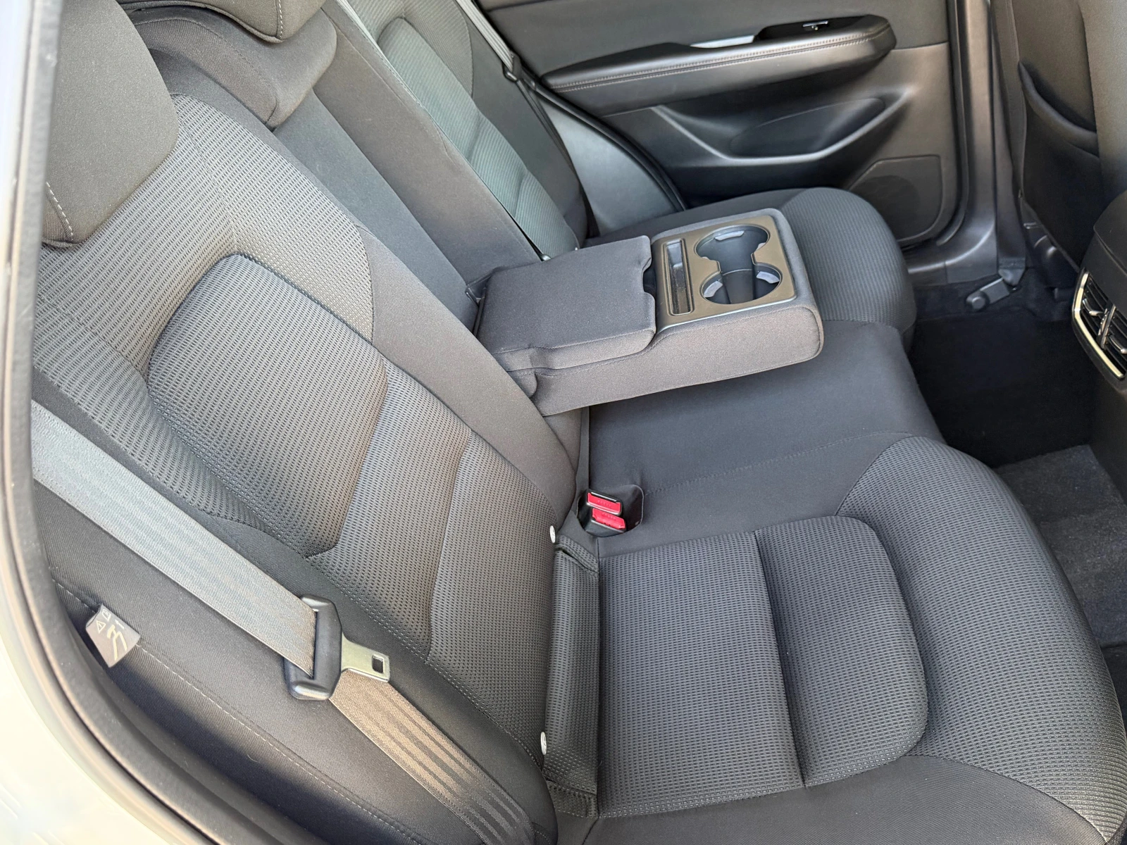 Mazda CX-5 2.2d-184ps, 4x4, SPORT-FULL SERVICE MAZDA-KATO HOB, снимка 17 - Автомобили и джипове - 55643665