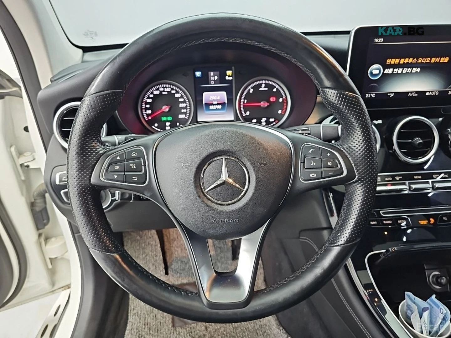 Mercedes-Benz GLC 220 4MATIC COUPE* 360* КОЖА* ПОДГР* НАВИ* ПАНО, снимка 8 - Автомобили и джипове - 56056351