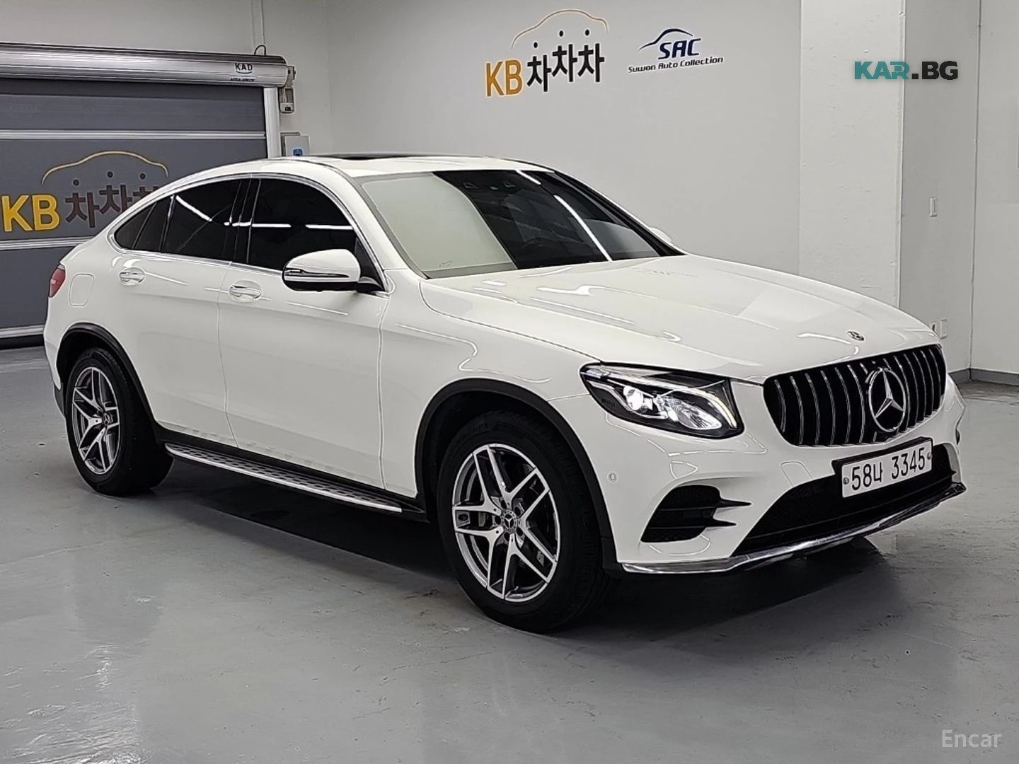 Mercedes-Benz GLC 220 4MATIC COUPE* 360* КОЖА* ПОДГР* НАВИ* ПАНО, снимка 4 - Автомобили и джипове - 56056351