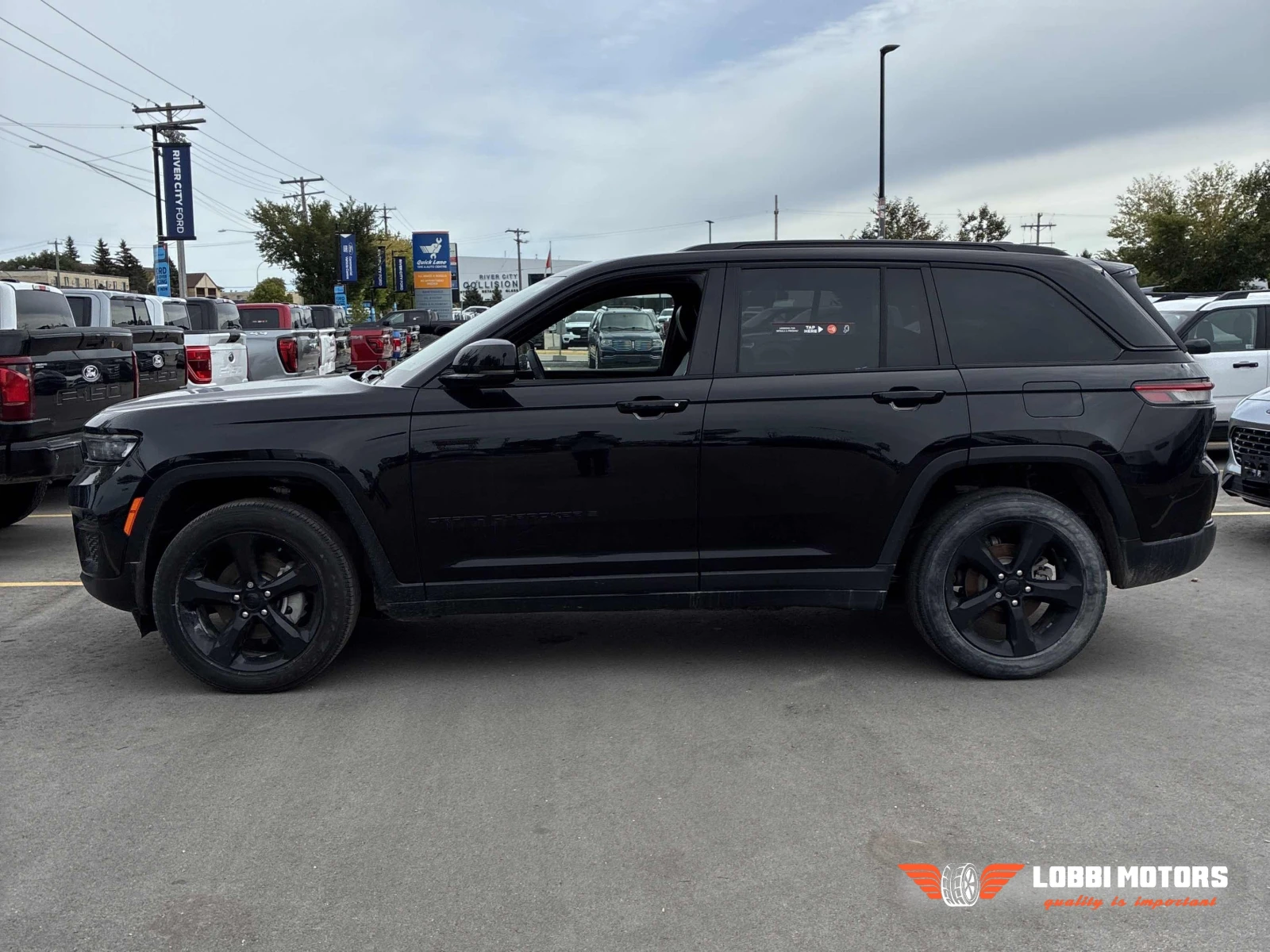 Jeep Grand cherokee, снимка 2 - Автомобили и джипове - 56128516