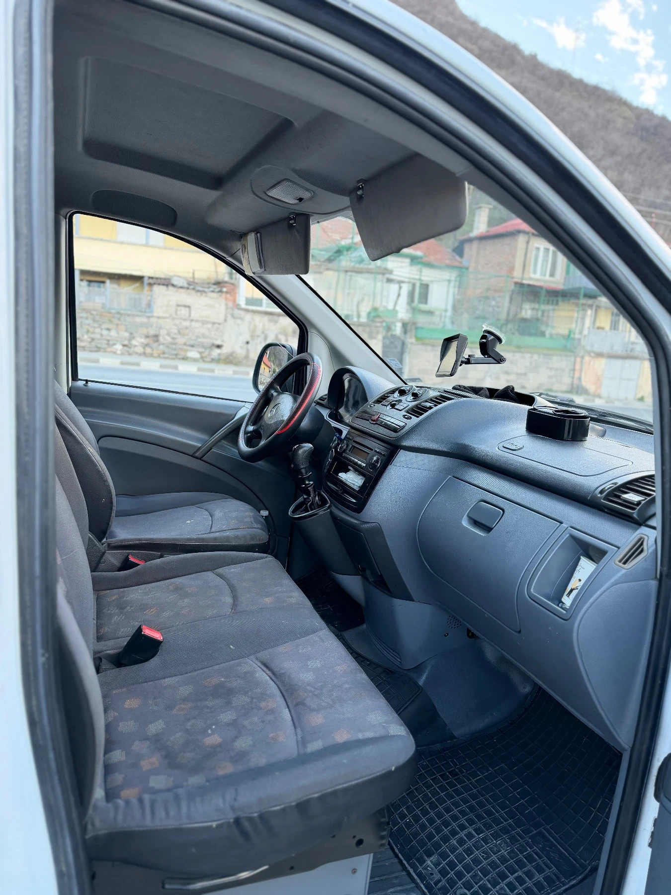 Mercedes-Benz Vito 2.2 Дизел - изображение 6