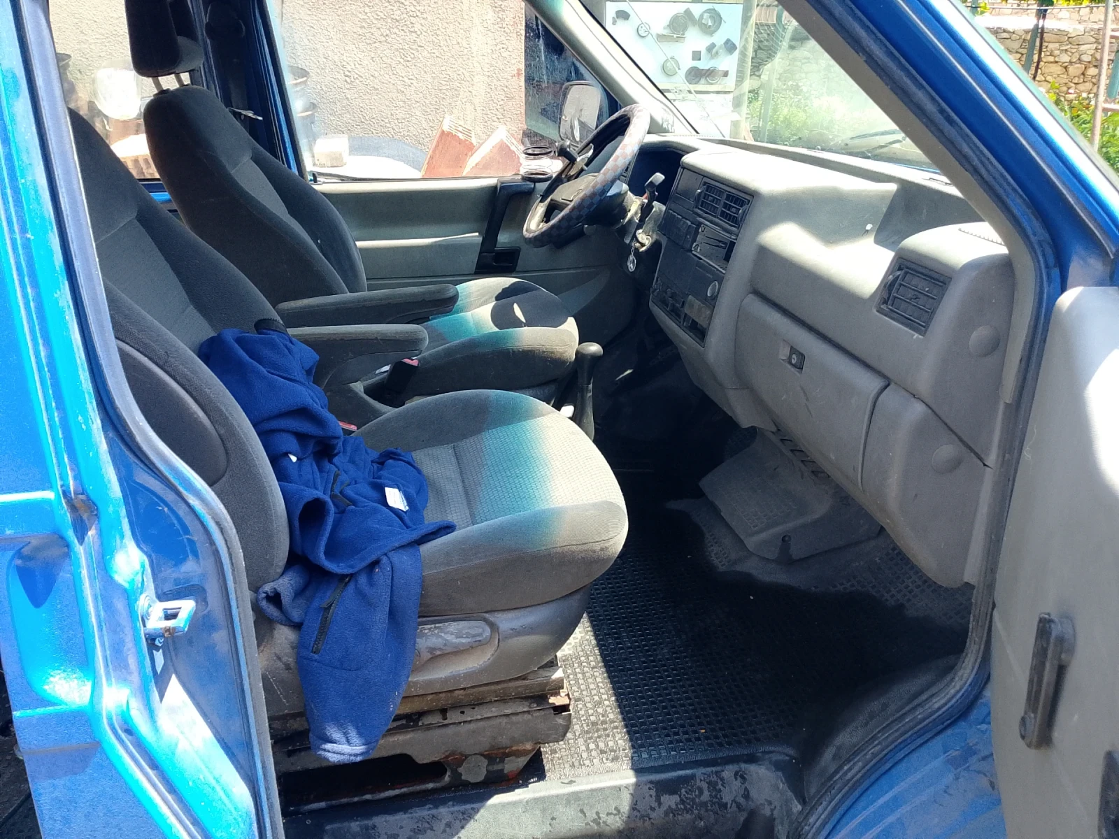 VW T4, снимка 2 - Бусове и автобуси - 55123151