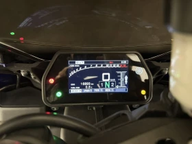 Yamaha YZF-R1, снимка 11