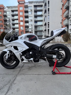����� �� �������� �� Honda Cbr