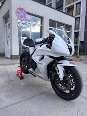 ����� �� �������� �� Honda Cbr