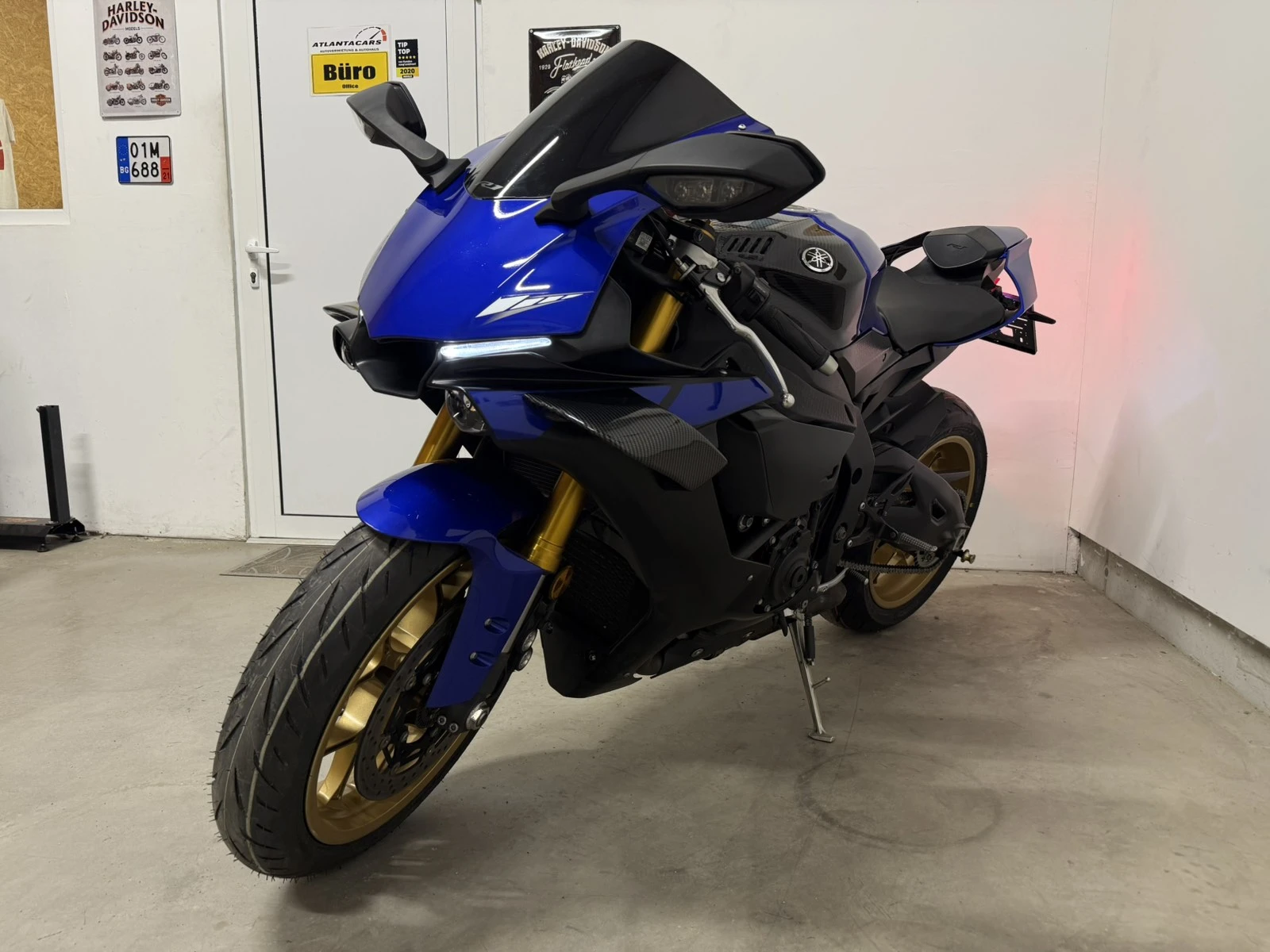 Yamaha YZF-R1, снимка 1