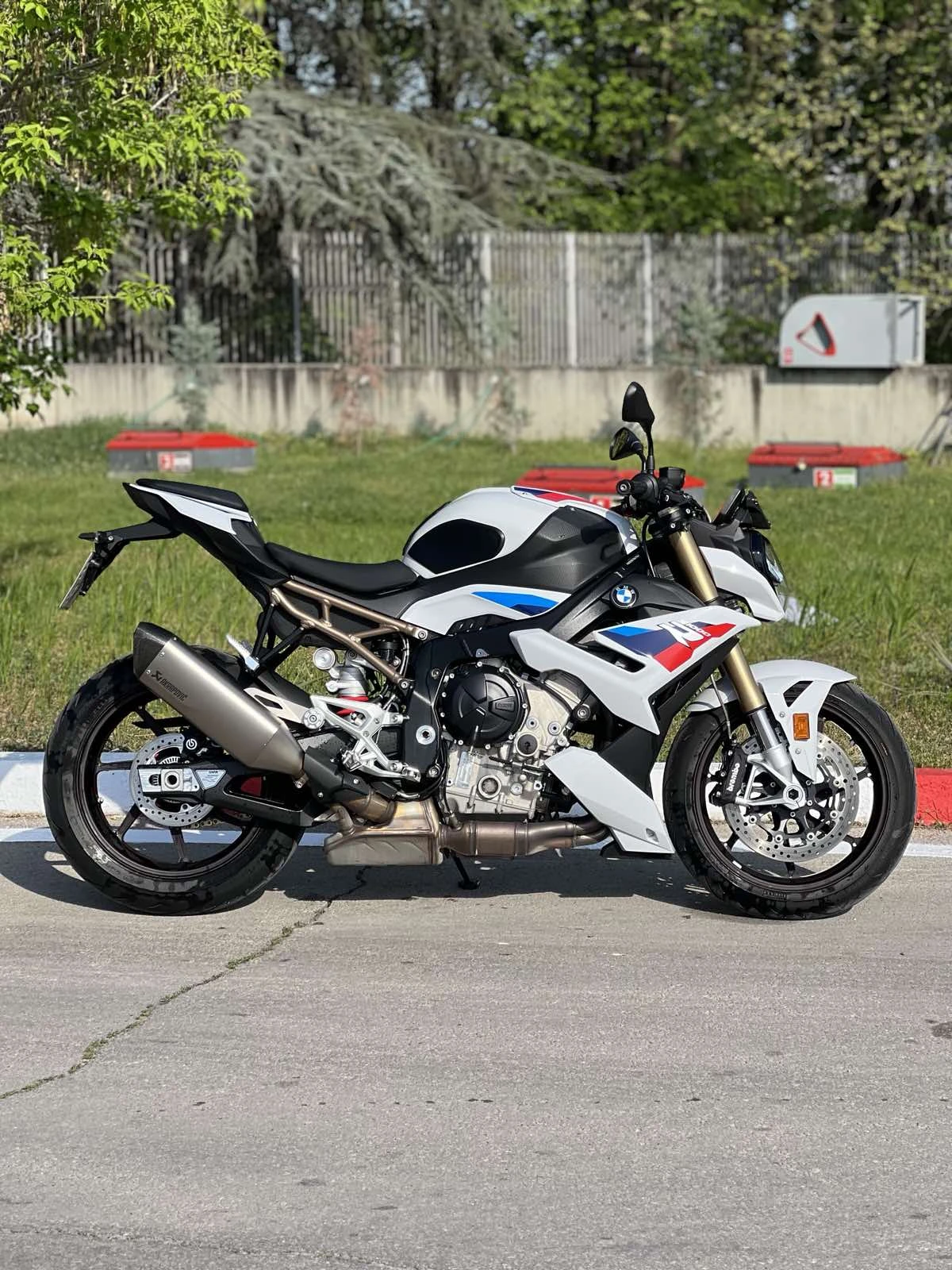 BMW S 1000R, снимка 2 - Мотоциклети и мототехника - 55391537