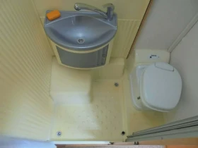 Каравана Dethleffs, снимка 9