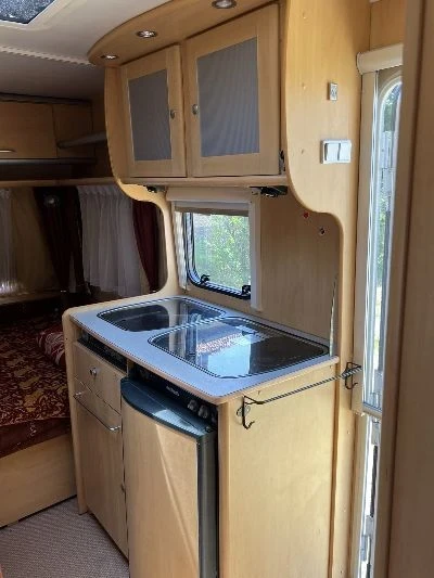 Каравана Dethleffs, снимка 6 - Каравани и кемпери - 53924999