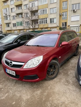     Opel Vectra 2.2i