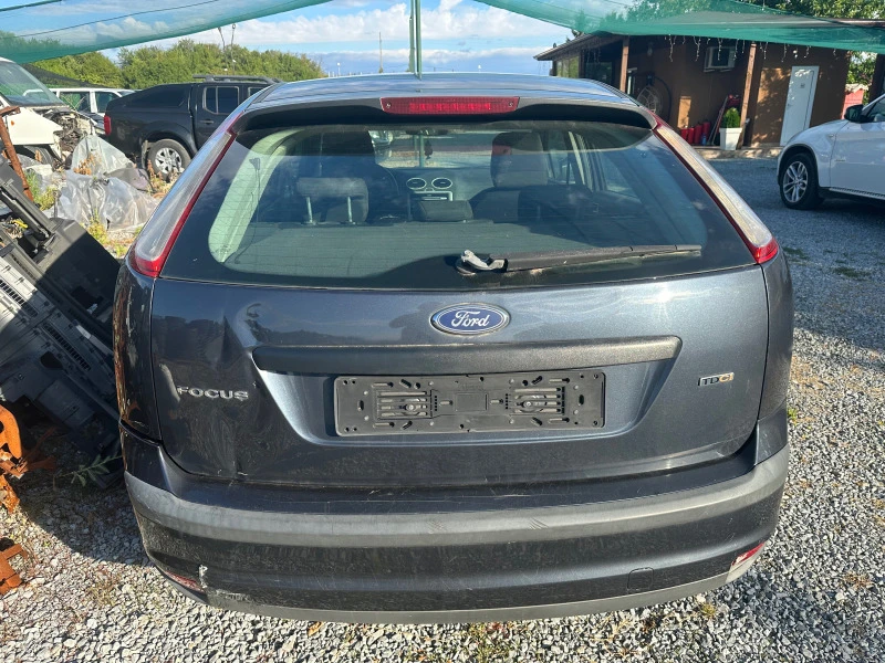 Ford Focus 1.8 TDCI, снимка 3 - Автомобили и джипове - 49085475