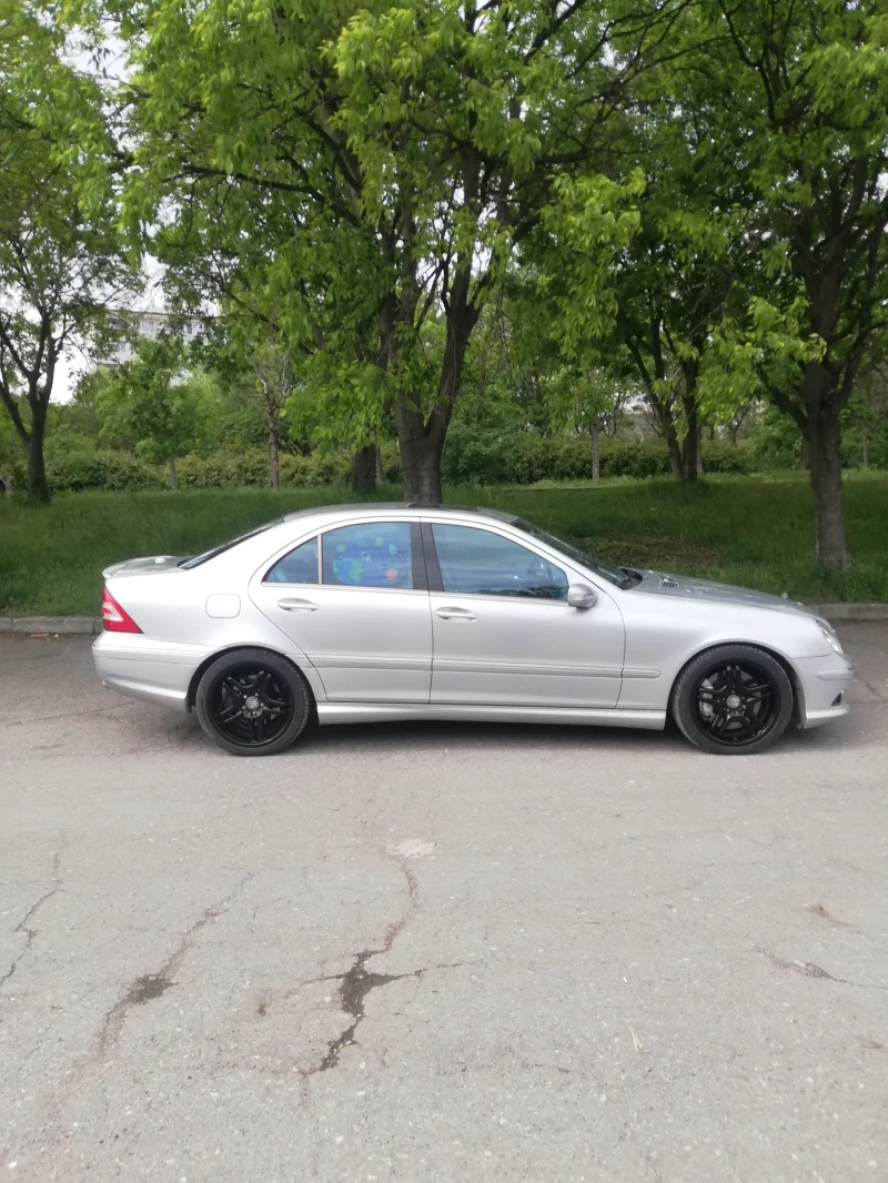 Mercedes-Benz C 55 AMG V8, снимка 4 - Автомобили и джипове - 48860851