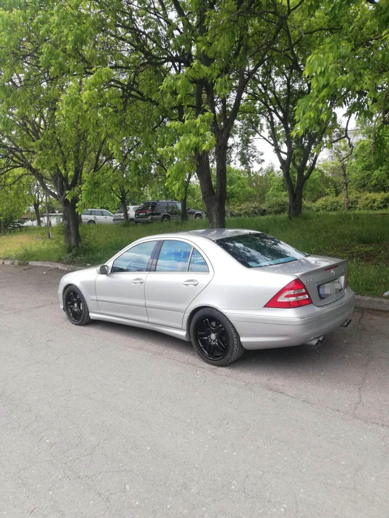 Mercedes-Benz C 55 AMG V8, снимка 6 - Автомобили и джипове - 48860851